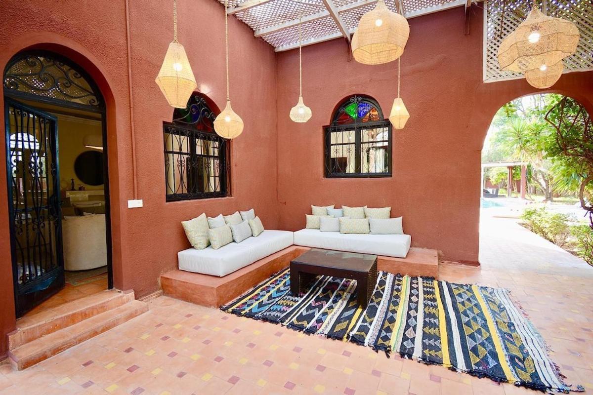 Taknaray- Breakfast Included- Fiber Optic- Pool Villa Marrakesch